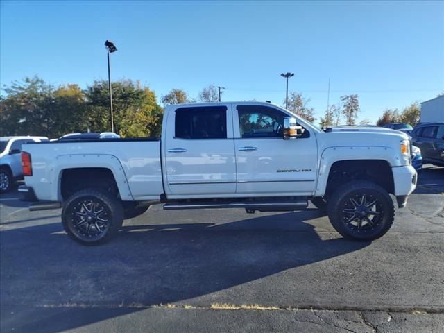 2017 GMC Sierra 2500HD Denali