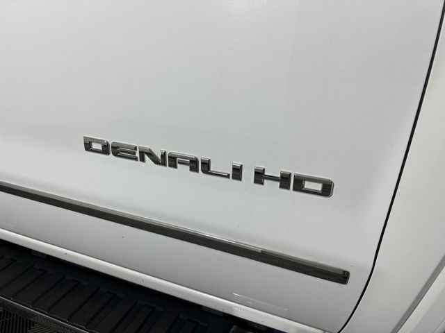 2017 GMC Sierra 2500HD Denali