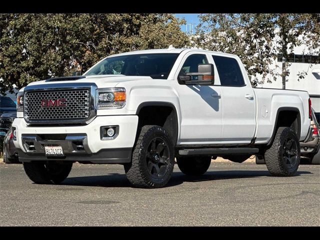 2017 GMC Sierra 2500HD Denali