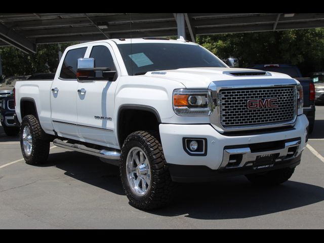 2017 GMC Sierra 2500HD Denali