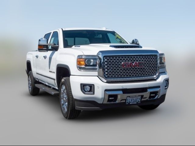 2017 GMC Sierra 2500HD Denali
