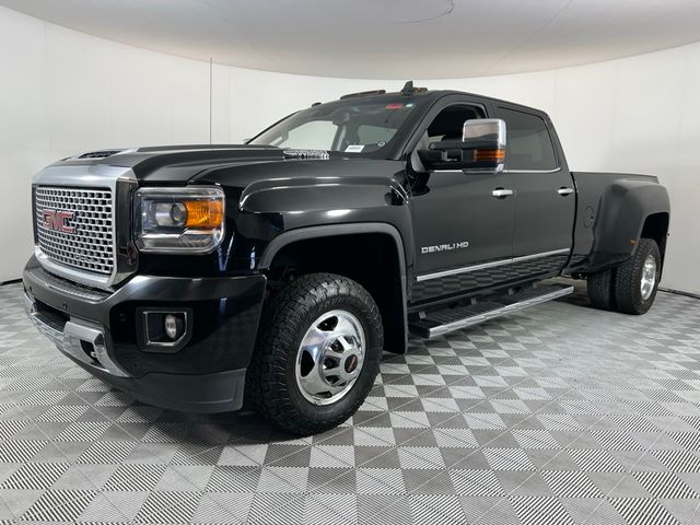 2017 GMC Sierra 3500HD Denali