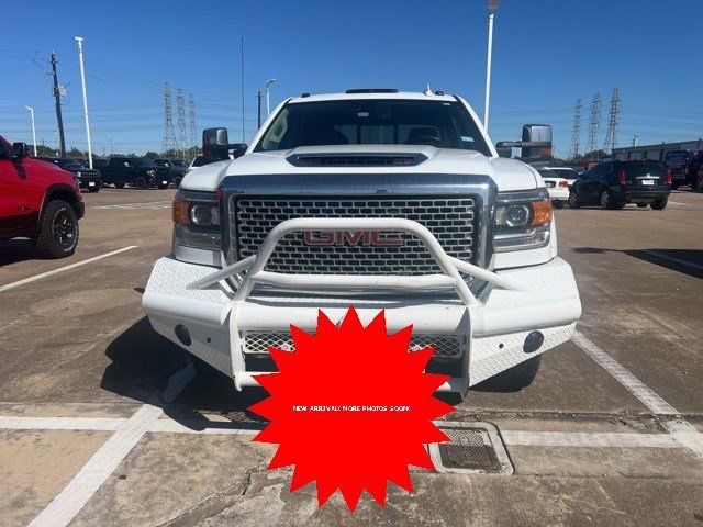 2017 GMC Sierra 3500HD Denali