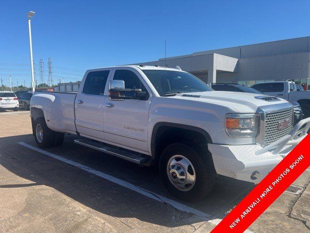 2017 GMC Sierra 3500HD Denali