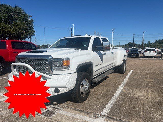 2017 GMC Sierra 3500HD Denali