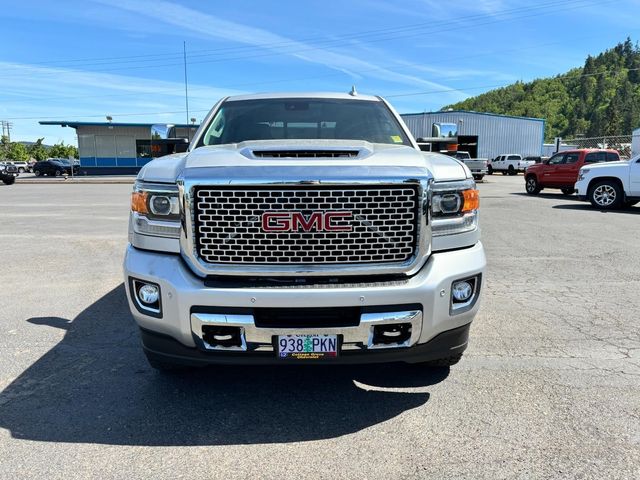 2017 GMC Sierra 3500HD Denali