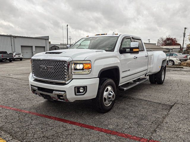 2017 GMC Sierra 3500HD Denali