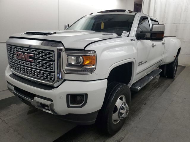 2017 GMC Sierra 3500HD Denali