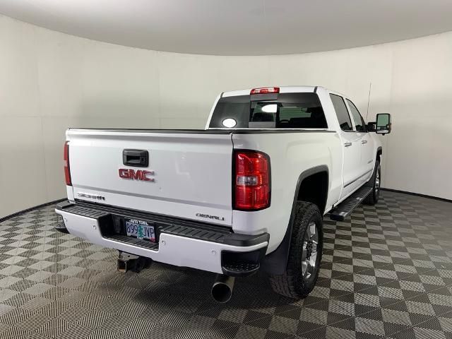 2017 GMC Sierra 3500HD Denali