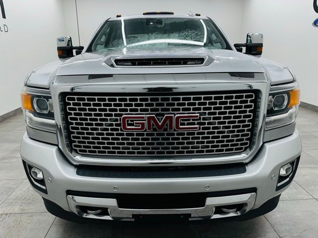 2017 GMC Sierra 3500HD Denali