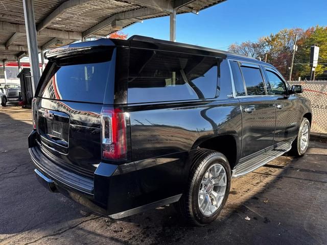 2017 GMC Yukon XL SLE