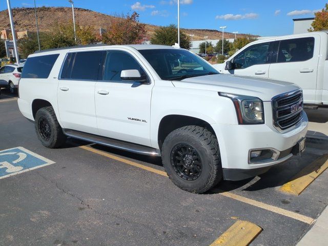 2017 GMC Yukon XL SLT