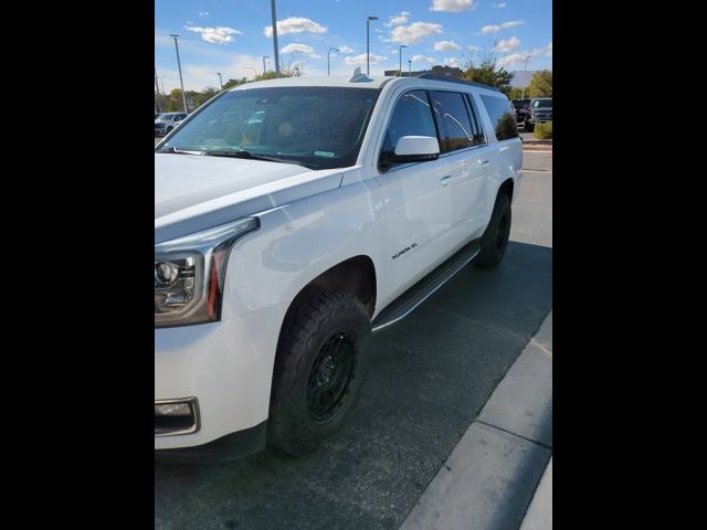 2017 GMC Yukon XL SLT