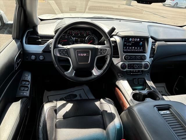 2017 GMC Yukon XL SLT