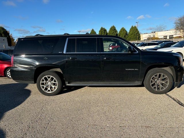 2017 GMC Yukon XL SLT