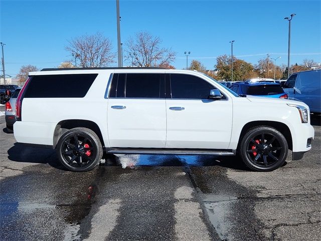 2017 GMC Yukon XL SLT