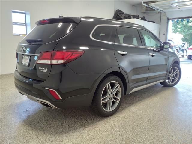 2017 Hyundai Santa Fe Limited Ultimate