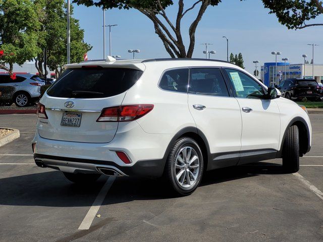 2017 Hyundai Santa Fe SE