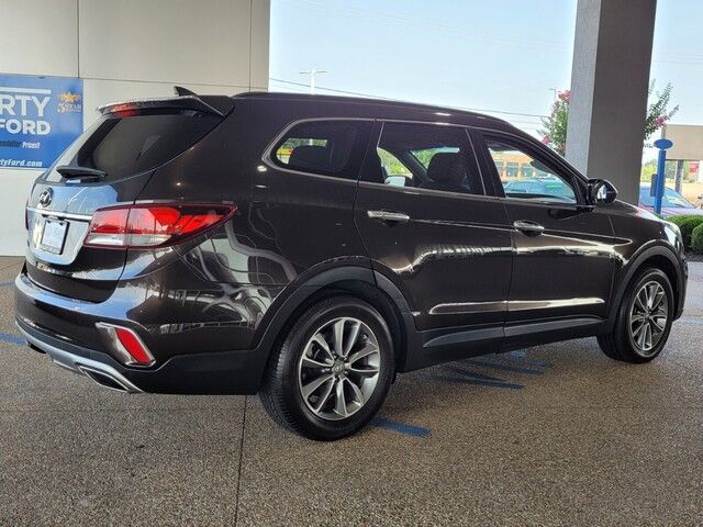 2017 Hyundai Santa Fe SE