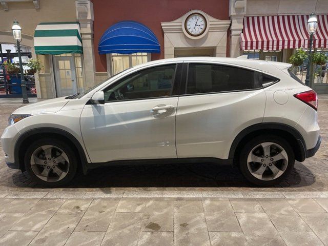 2017 Honda HR-V LX