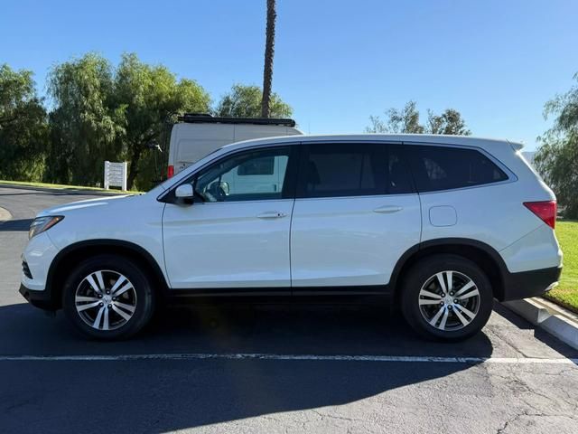 2017 Honda Pilot EX