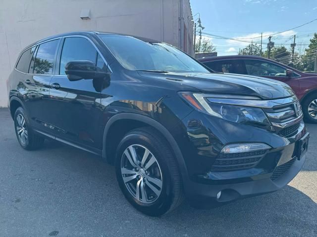 2017 Honda Pilot EX