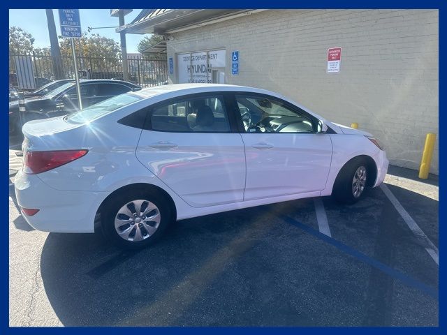 2017 Hyundai Accent SE