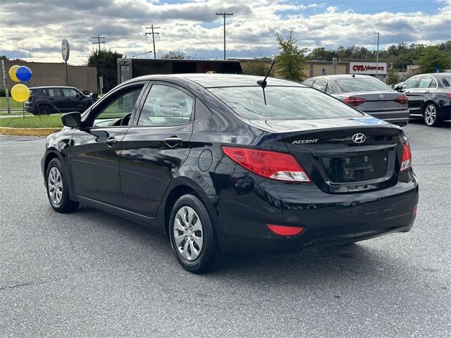 2017 Hyundai Accent SE