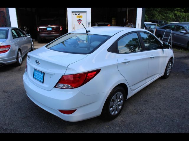 2017 Hyundai Accent SE