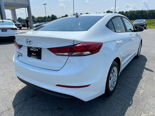 2017 Hyundai Elantra SE