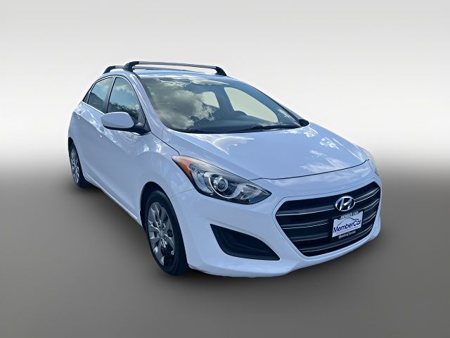 2017 Hyundai Elantra GT Base