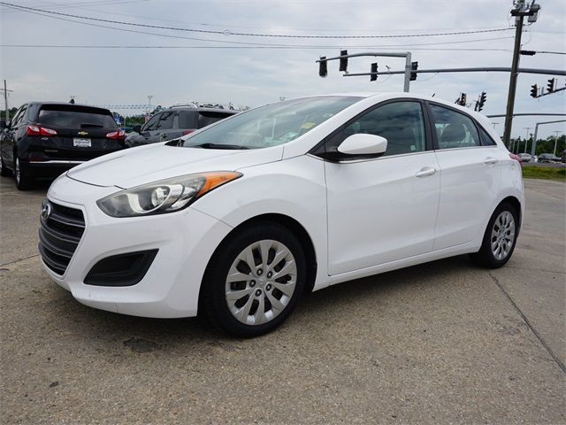 2017 Hyundai Elantra GT Base