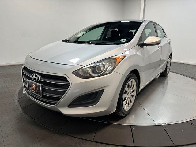 2017 Hyundai Elantra GT Base