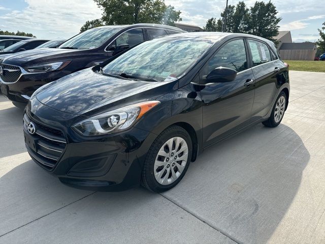 2017 Hyundai Elantra GT Base