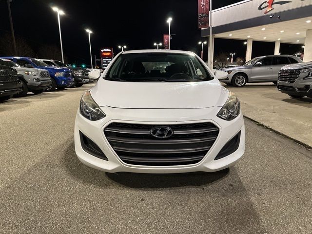 2017 Hyundai Elantra GT Base