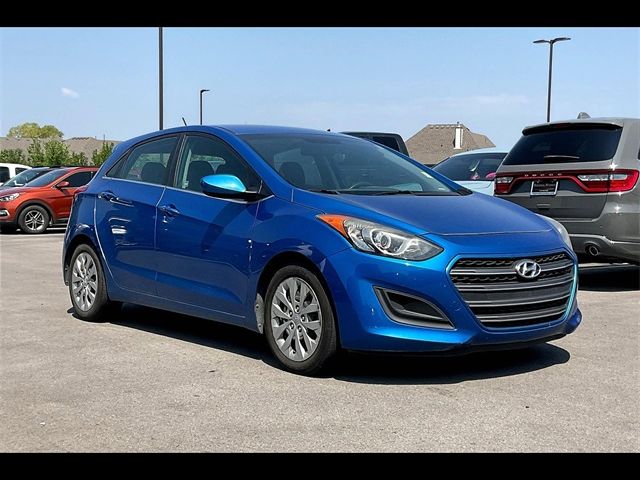 2017 Hyundai Elantra GT Base