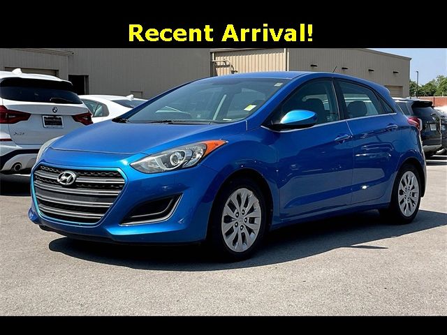 2017 Hyundai Elantra GT Base