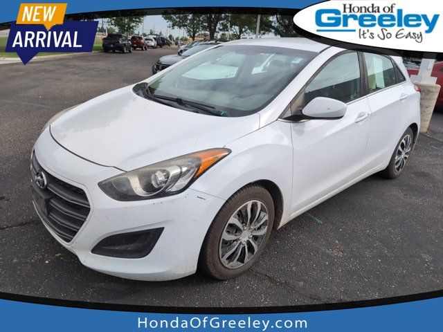 2017 Hyundai Elantra GT Base