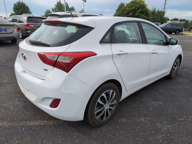 2017 Hyundai Elantra GT Base