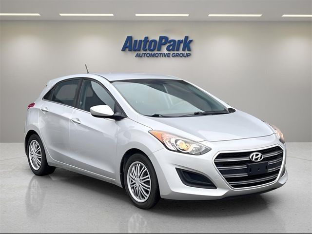 2017 Hyundai Elantra GT Base