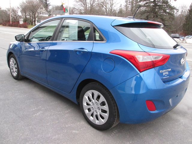 2017 Hyundai Elantra GT Base