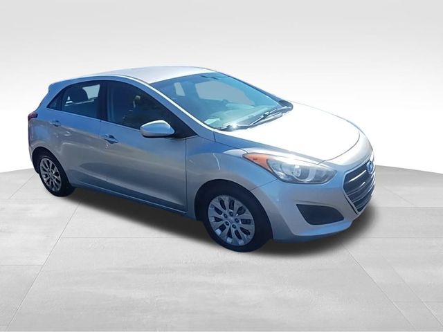 2017 Hyundai Elantra GT Base