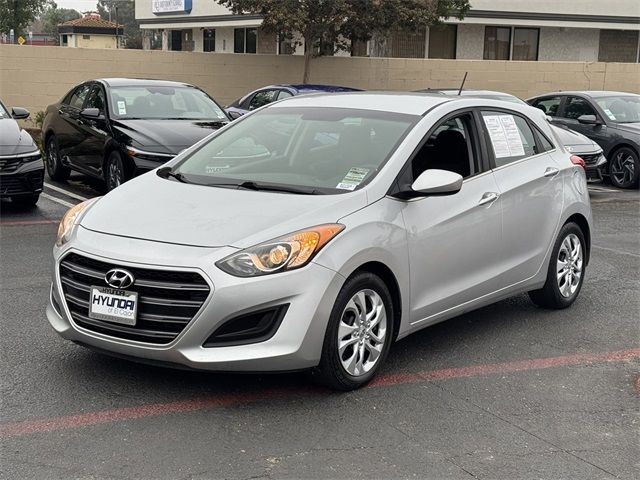 2017 Hyundai Elantra GT Base