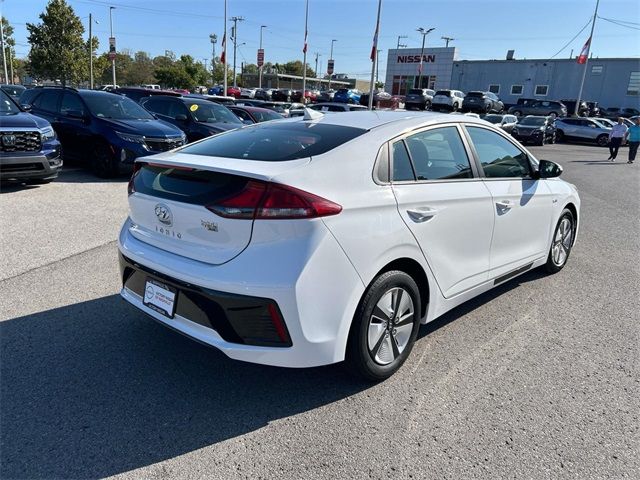 2017 Hyundai Ioniq Hybrid Blue