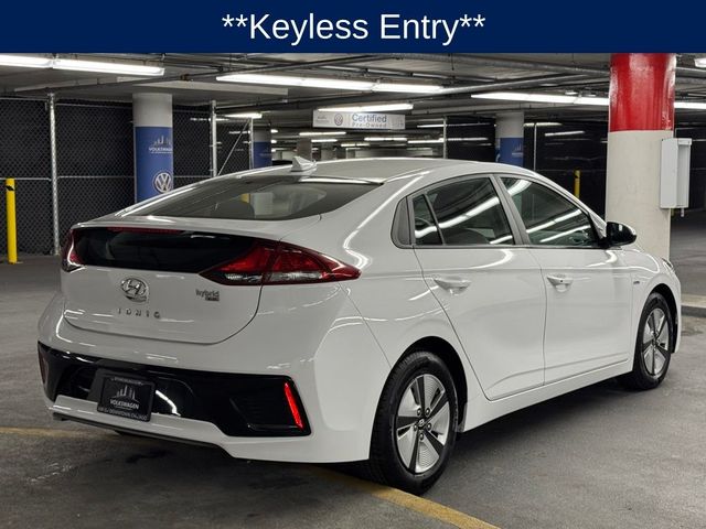 2017 Hyundai Ioniq Hybrid Blue