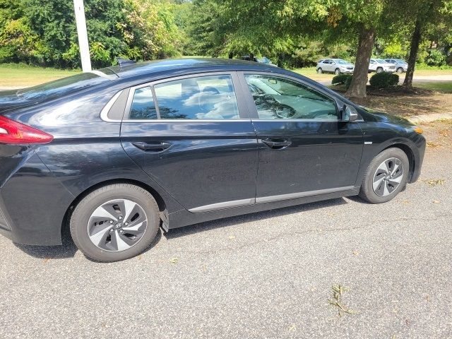 2017 Hyundai Ioniq Hybrid SEL