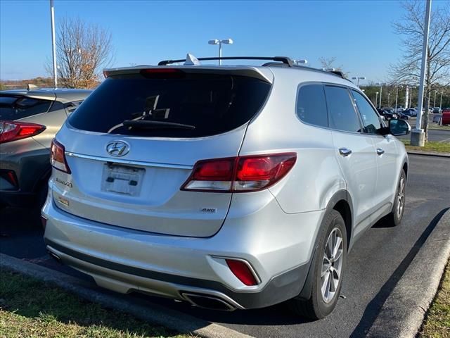 2017 Hyundai Santa Fe SE