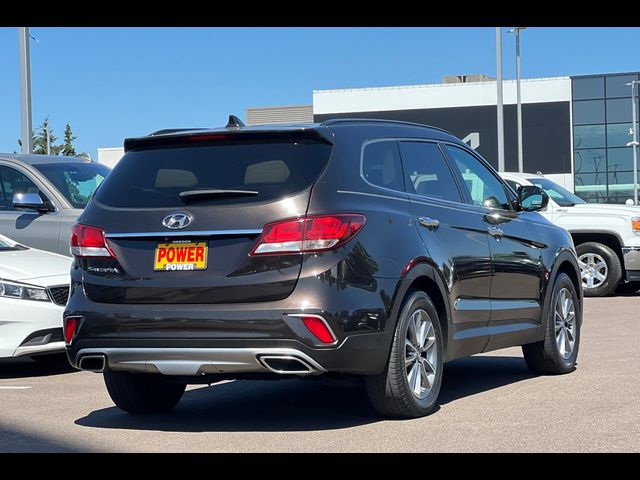 2017 Hyundai Santa Fe SE