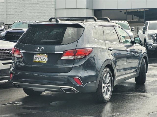 2017 Hyundai Santa Fe SE