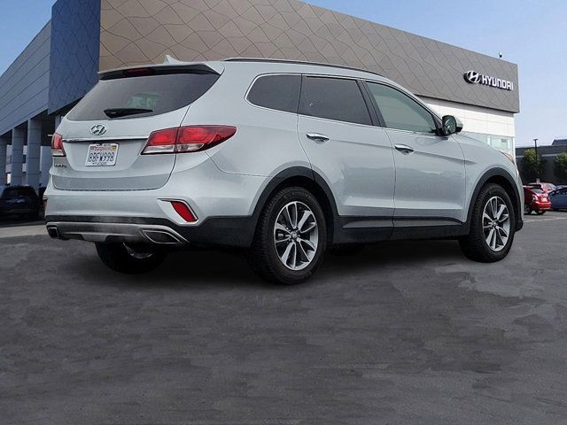 2017 Hyundai Santa Fe SE